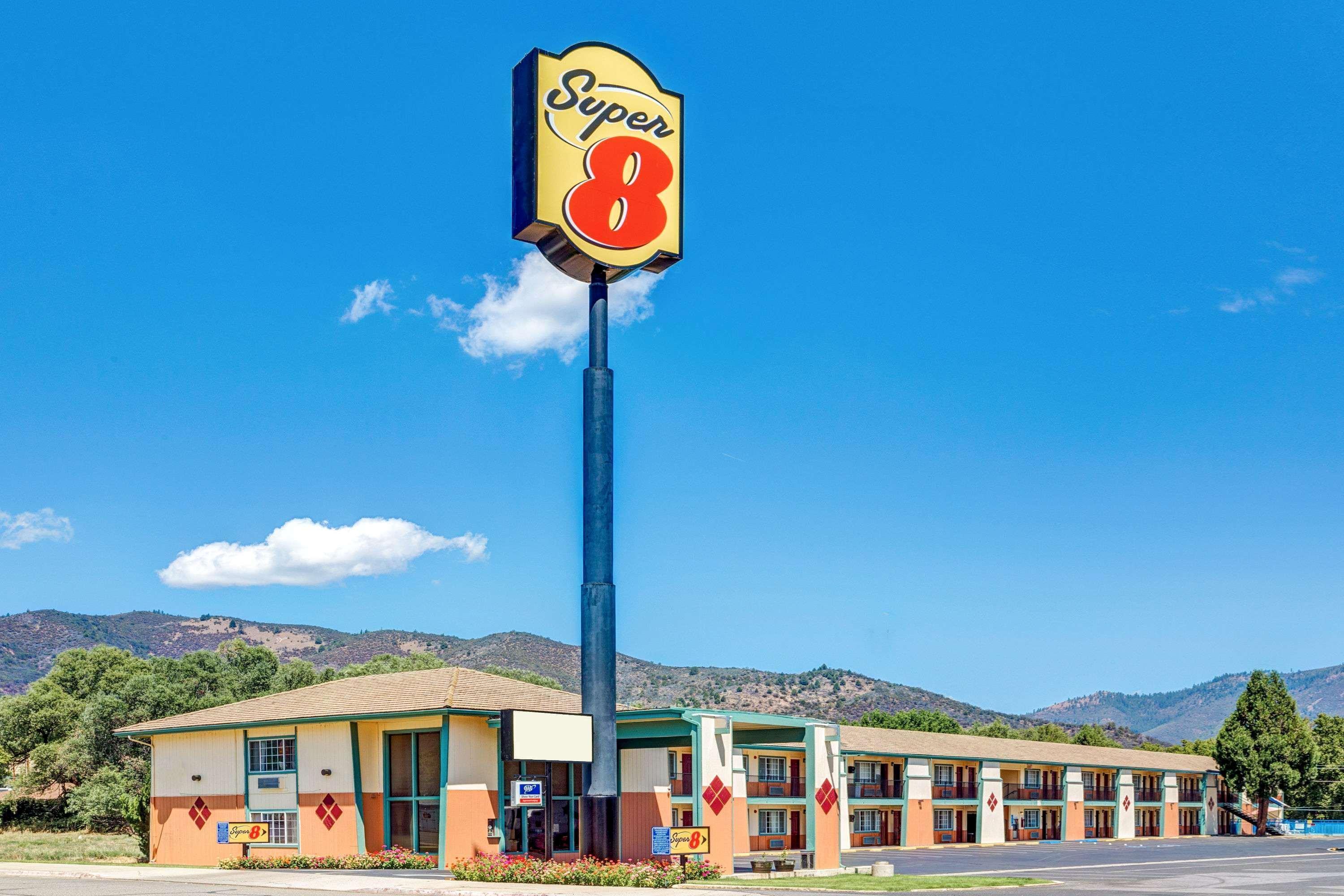 Super 8 By Wyndham Yreka Ξενοδοχείο Εξωτερικό φωτογραφία